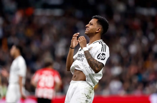 Rodrygo, Alaba đối diện nguy cơ bị Alonso loại bỏ