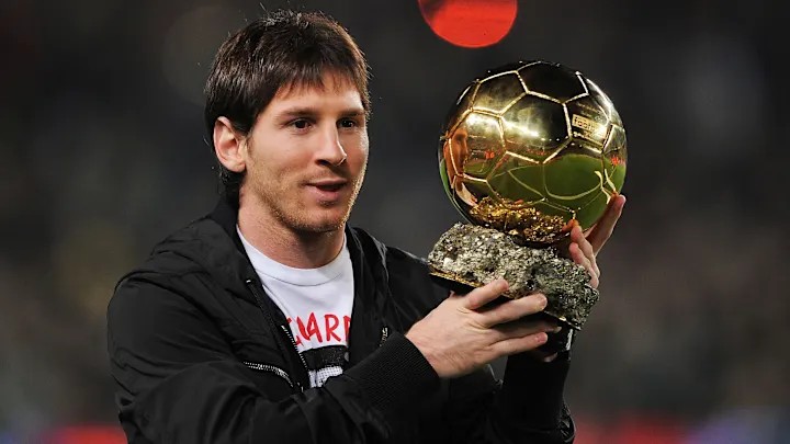 Messi giành QBV khi còn rất trẻ.