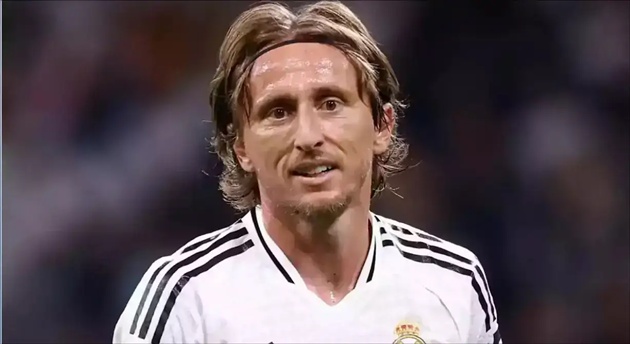 Xabi Alonso muốn giữ Modric thêm một mùa tại Real Madrid