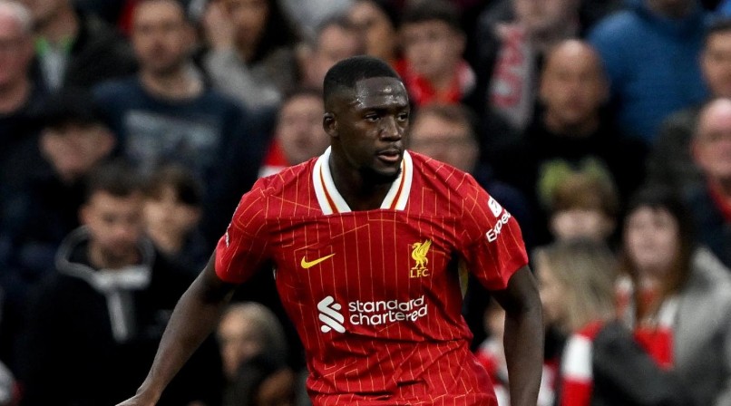 Konate gây thất vọng, Carragher chỉ rõ yếu kém của Liverpool