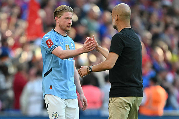 Pep sắp chia tay De Bruyne.