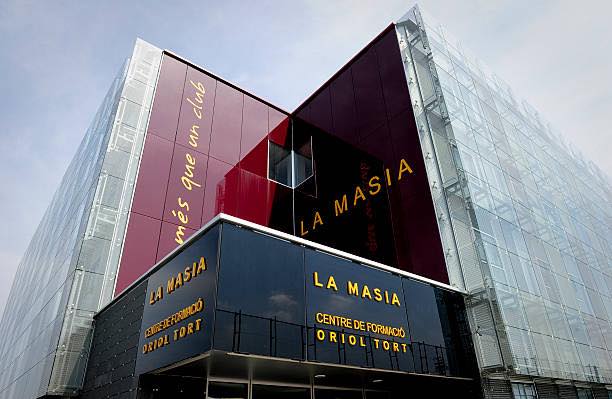 Ninh Bình có thể hợp tác với Barcelona.