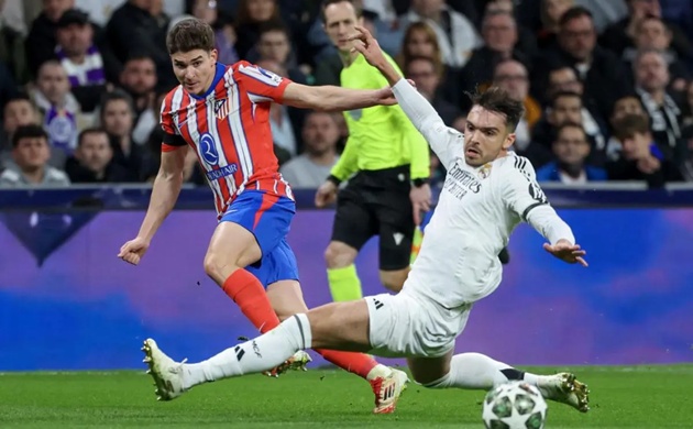 Barca khó chiêu mộ Alvarez do giới hạn tài chính và quyết tâm của Atletico