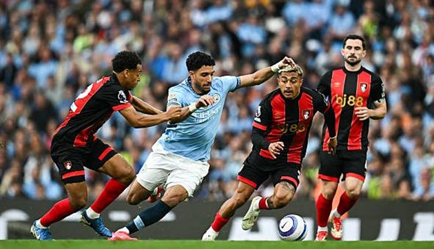 Ảnh minh họa cho bài viết về Man City 3-0 Bournemouth: Siêu phẩm của Omar Marmoush; Nóng bỏng cuộc đua top 5