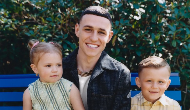 Phil Foden và khoảnh khắc ấn tượng trong Ngày của cha