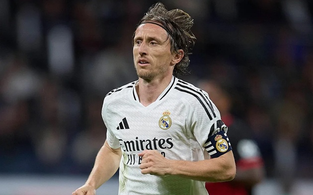 Real quyết định không giữ Modric