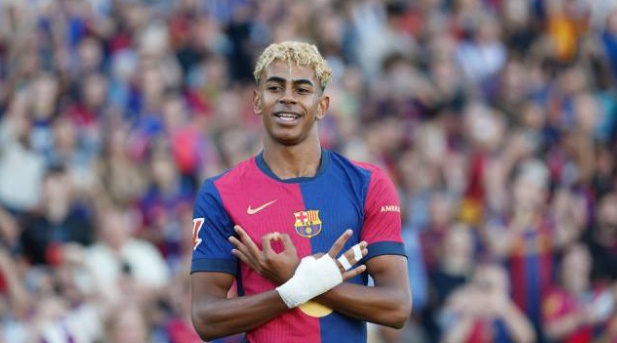 Mendes xác nhận, Yamal sắp gia hạn với Barca