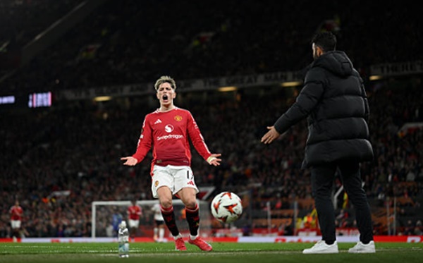 Garnacho có thể rời Man Utd.