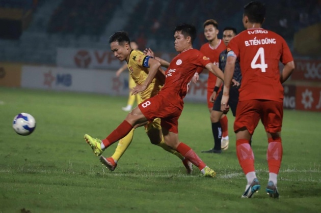 2 đội cống hiến một trận đấu rất gay cấn.