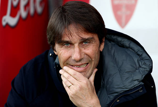 Napoli vô địch Serie A, Conte tiết lộ áp lực khủng khiếp