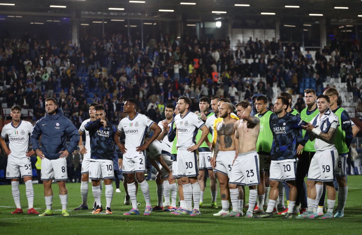 Trái ngược với niềm vui của Napoli, là nỗi thất vọng của Inter Milan.