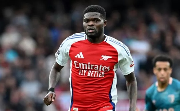 Partey giúp Arsenal có thêm lựa chọn ở hàng tiền vệ