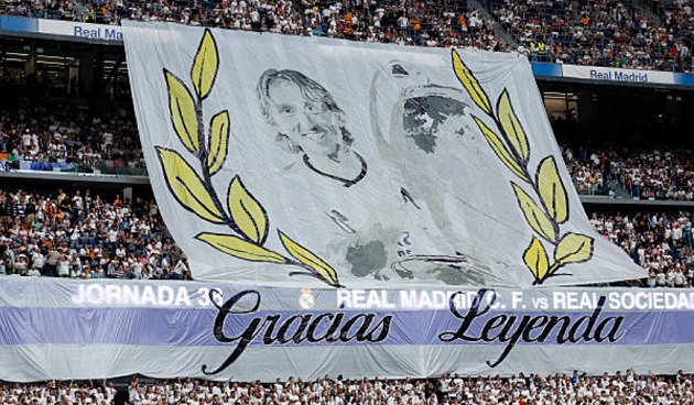 CĐV Real nói lời chia tay với công thần Modric.