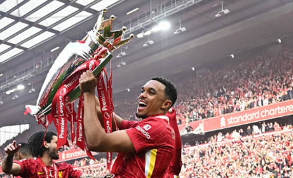 Slot tiếc nuối vì Trent chia tay Liverpool sau 20 năm