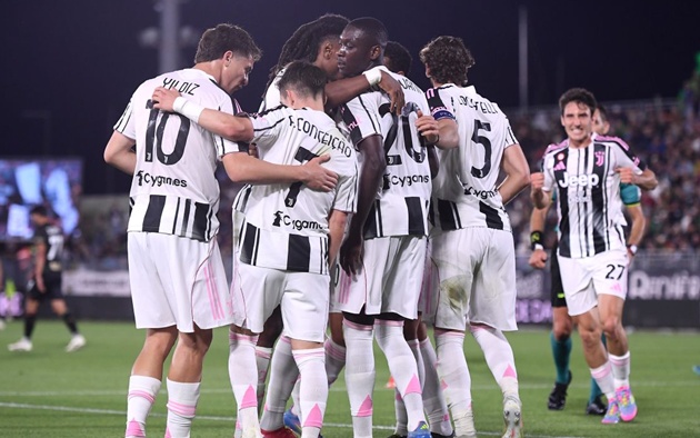 Juventus giành vé cuối cùng của Serie A dự Champions League
