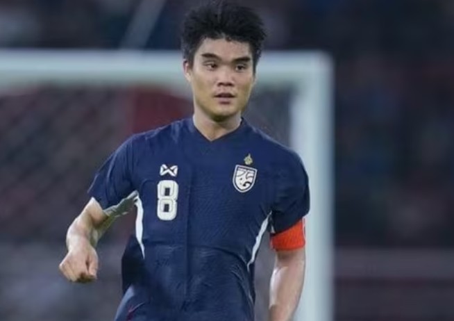 Peeradon và Asnawi rút lui, ASEAN All-Stars tổn thất lực lượng trước trận MU