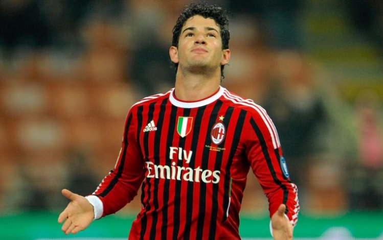Pato trải lòng về Milan và việc suýt gia nhập PSG