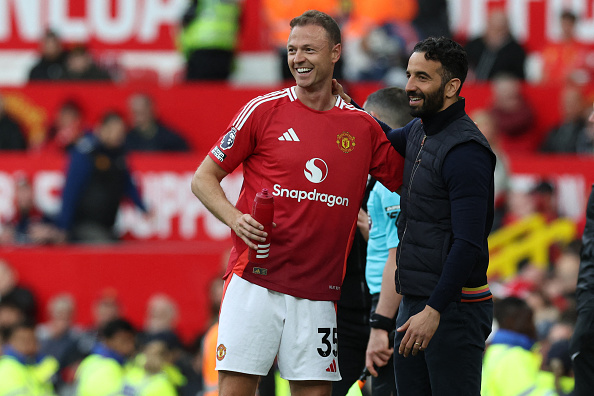 Evans chuẩn bị chia tay Man United.