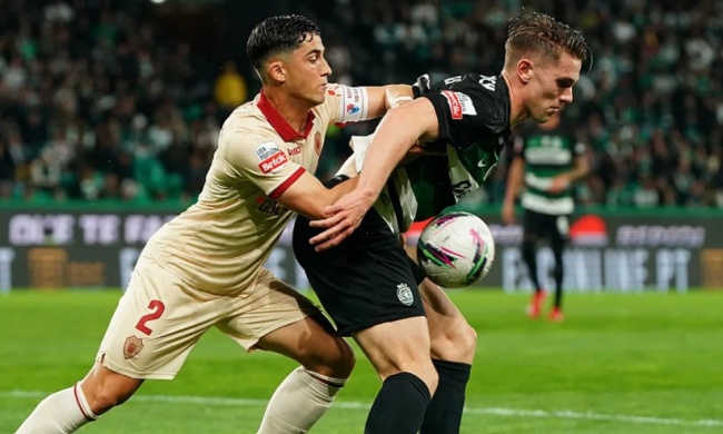 Arsenal cần một số 9 đa năng.