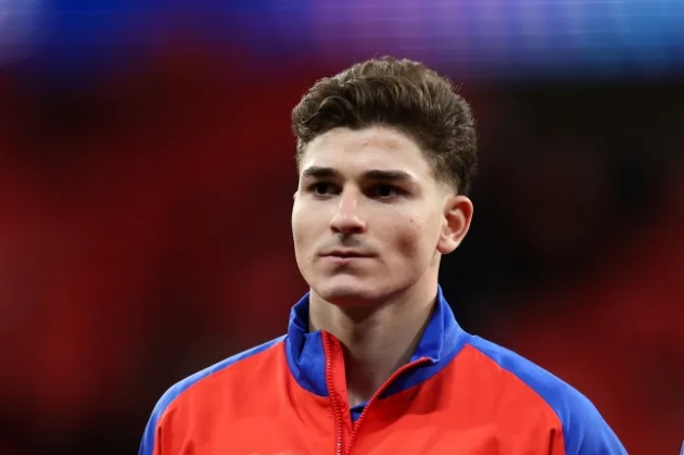 Alvarez chưa vội trở lại Premier League.