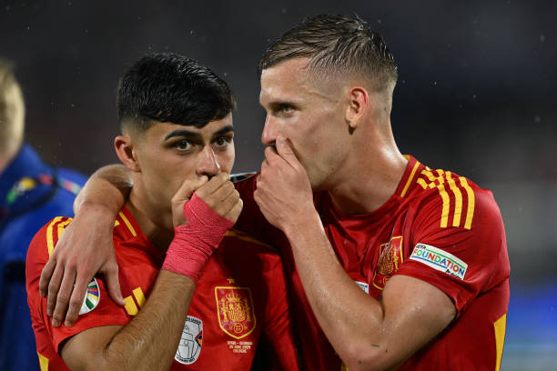 Barca lên kế hoạch đặc biệt cho Pedri và Olmo