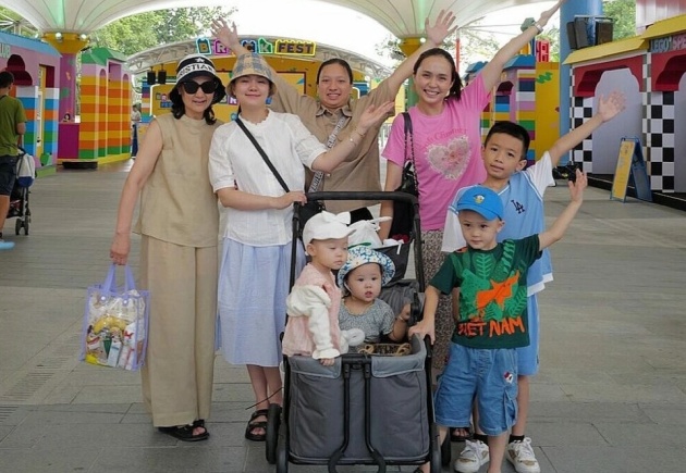 Vợ con Duy Mạnh, Văn Quyết tới Malaysia cổ vũ trận MU