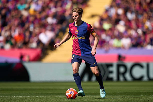 De Jong khả năng cao sẽ gắn bó với Barca dài hạn.