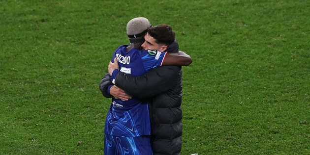 Caicedo ghi bàn trong ngày Chelsea làm nên lịch sử