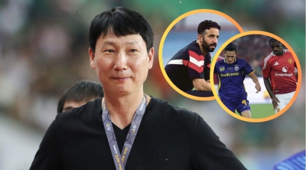HLV Kim: 'Có thể ghi nhiều bàn hơn vào lưới MU. Hy vọng Amorim để mắt tới Hai Long'