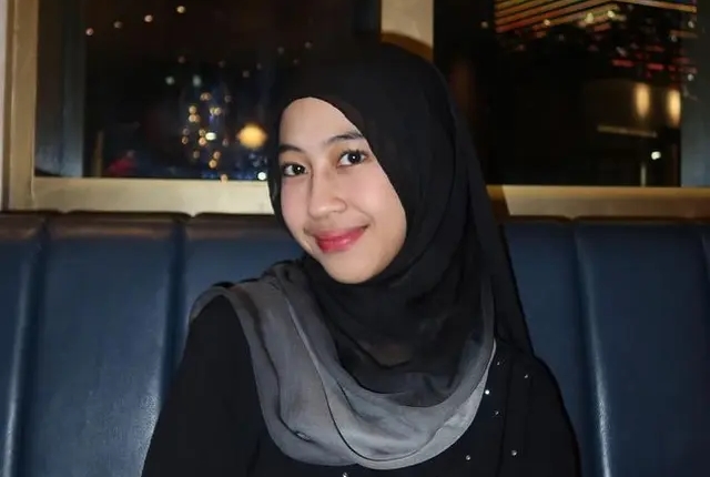 Adiba Khanza là ngôi sao làng giải trí Indonesia.