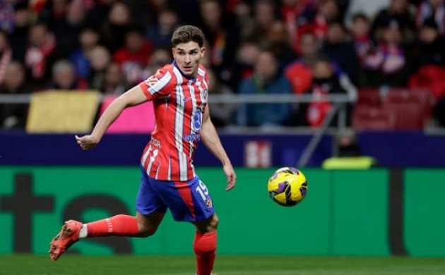Julian Alvarez và bước tiến mới cho hàng công Arsenal mùa giải mới