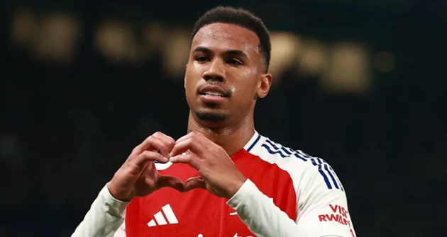 Gabriel là trụ cột hàng phòng ngự Arsenal.