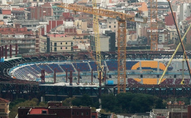 Sân Nou Camp vẫn đang trong quá trình hoàn thiện.
