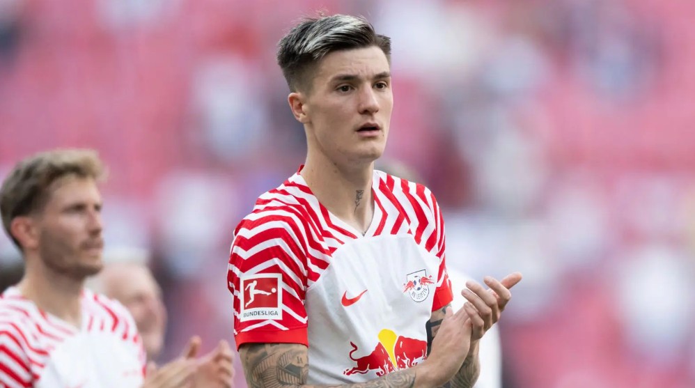 Man Utd lấy gì tranh Sesko với Arsenal?