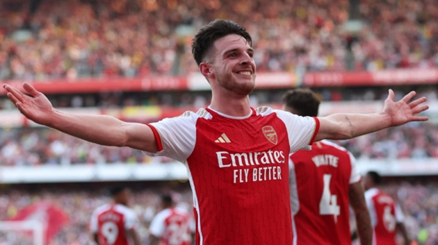 Top 5 tiền vệ xuất sắc nhất Premier League theo GMS