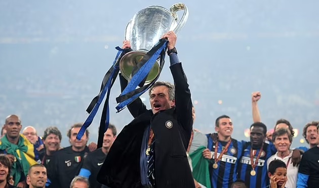 Mourinho ủng hộ Inter và đánh giá cao Enrique