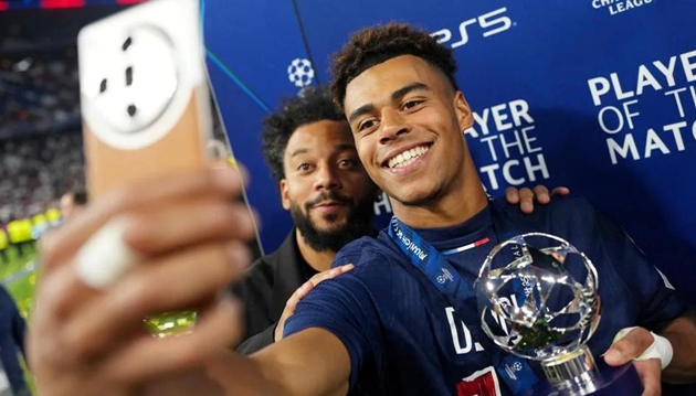 Desire Doue giành giải cầu thủ xuất sắc nhất trận chung kết Champions League.