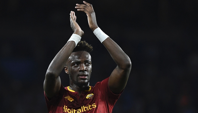 Tammy Abraham, mục tiêu mới cho hàng công Man United.