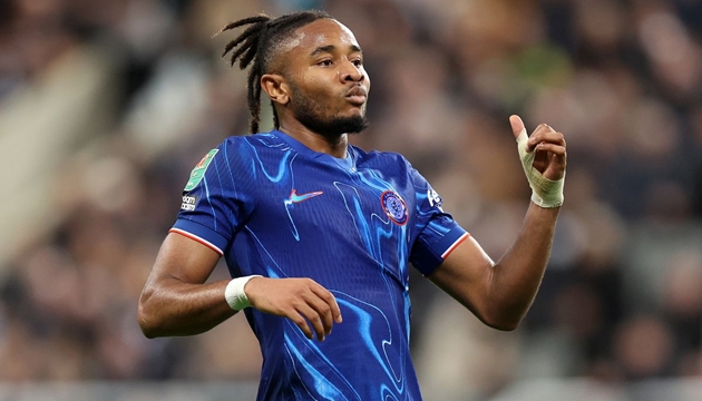Nkunku là phương án mạo hiểm cho Man United.