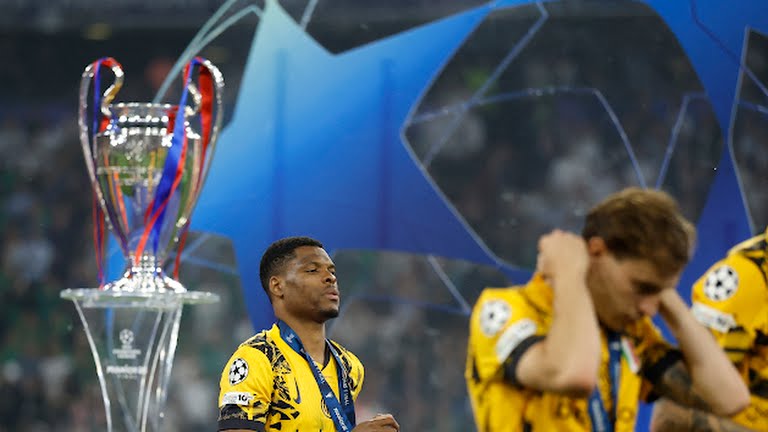 Inter và sự sụp đổ khiến Serie A chao đảo