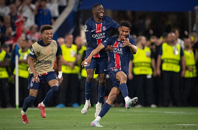 Dembele ghi dấu ấn đậm nét ở đấu trường C1.