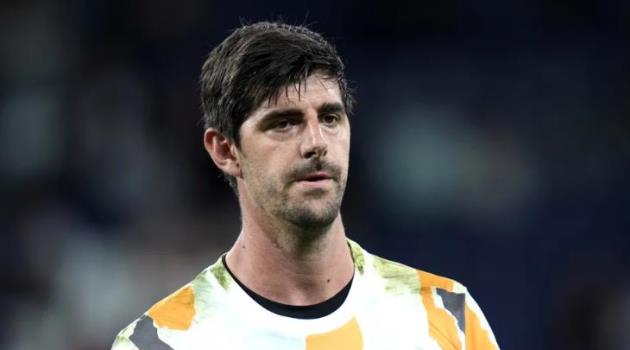 Courtois vắng vòng loại World Cup nhưng không bỏ lỡ Club World Cup