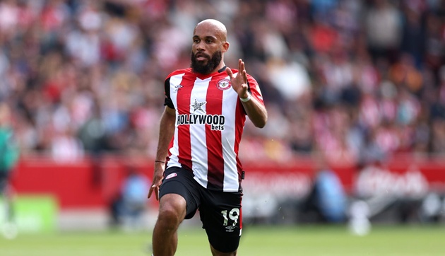Arsenal theo đuổi Mbeumo