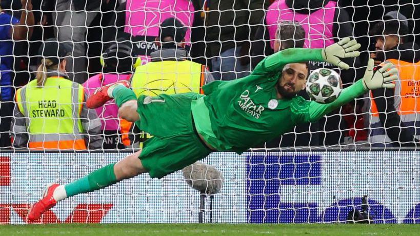 Anh đang được Man City quan tâm.