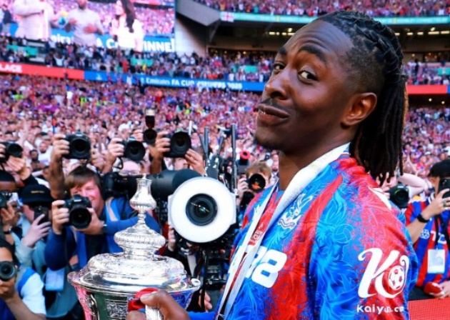 Palace vô địch FA Cup.