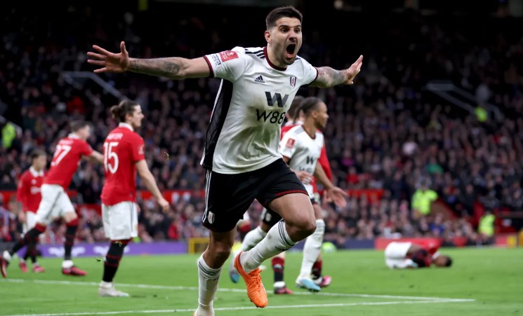Mitrovic từng chơi nổi bật tại Fulham.