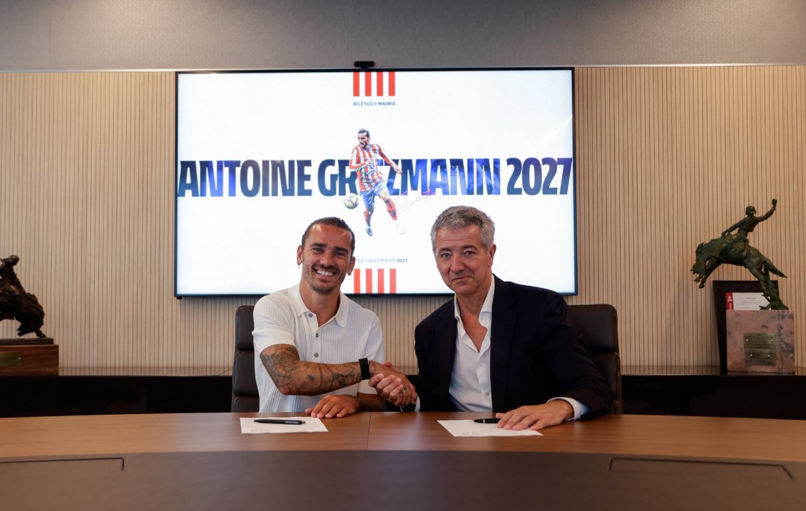 CHÍNH THỨC! Antoine Griezmann gia hạn, Atletico Madrid củng cố sức mạnh