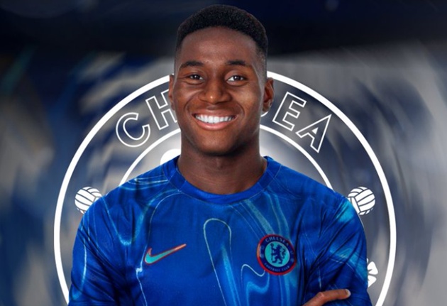 Dario Essugo chính thức gia nhập Chelsea.