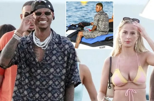 Marcus Rashford bên cô gái tóc vàng bí ẩn trong kỳ nghỉ ở St Tropez