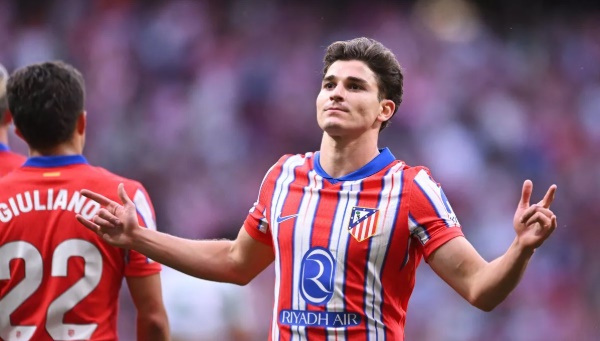 Arsenal và Liverpool lo ngại Alvarez sẽ không trở lại Premier League